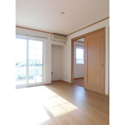 サンライトＭ・Ｋ　Ⅰ棟 103【管理NO：1-011779501-01030】 ★家具家電は申し込み後に搬入します 2026年07月中旬入居可能の内観画像