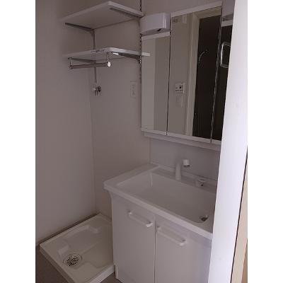 サンリベール 102【管理NO：1-028546601-01020】 ★家具家電は申し込み後に搬入します★の物件写真6