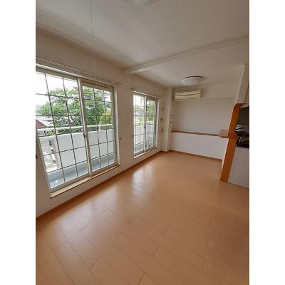 ジャスティス 202【管理NO：1-014962301-02020】 ★家具家電は申し込み後に搬入します★の物件写真2