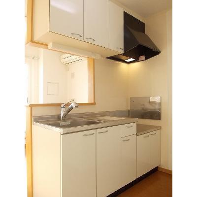 Ｙ・Ｙ　Ｌｉｌｙ　Ｂ棟 201【管理NO：1-014500202-02010】 ★家具家電は申し込み後に搬入します★の物件写真3