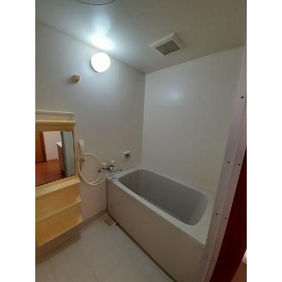 サ－フサイドサンシャイン　Ｓ棟 302【管理NO：1-006185702-03020】 ★家具家電は申し込み後に搬入しますの物件写真4