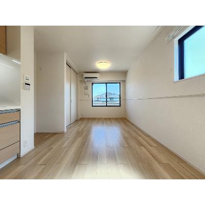 クラールⅢ 201【管理NO：1-027378001-02010】 ★家具家電は申し込み後に搬入します★の物件写真2