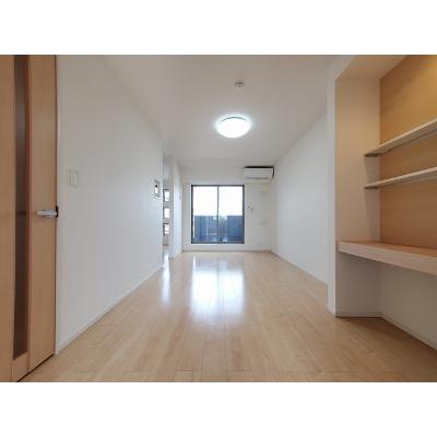 カーサ　デ　ソアレ 204【管理NO：1-024131201-02040】 ★家具家電は申し込み後に搬入しますの物件写真2