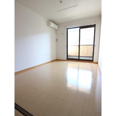 セフィオ・グレースＣ 103【管理NO：1-015282503-01030】 ★家具家電は申し込み後に搬入しますの物件写真2