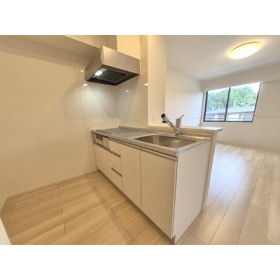 シャトー楓 204【管理NO：1-027756401-02040】 ★家具家電は申し込み後に搬入しますの物件写真3
