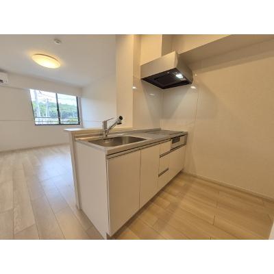 シャトー楓 202【管理NO：1-027756401-02020】 ★家具家電は申し込み後に搬入しますの物件写真3