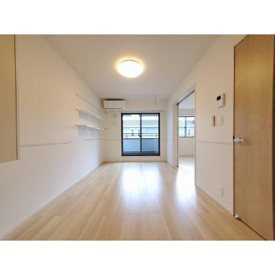 エレガンシア　Ⅱ 203【管理NO：1-025648801-02030】 ★家具家電は申し込み後に搬入します★の物件写真2