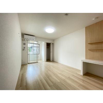 Ｗａｌｌ・ＲｏｓｅⅠ 102【管理NO：1-025581301-01020】 ★家具家電は申し込み後に搬入しますの物件写真2