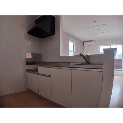 不動 201【管理NO：1-022391301-02010】 ★家具家電は申し込み後に搬入しますの物件写真3