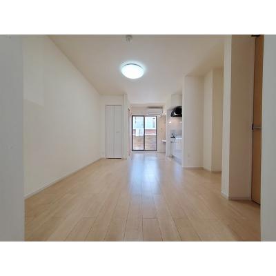 アーバンハイツⅢ 102【管理NO：1-022006301-01020】 ★家具家電は申し込み後に搬入します★の物件写真2