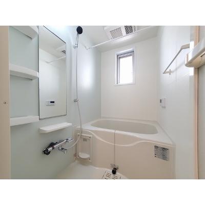 アーバンハイツⅢ 102【管理NO：1-022006301-01020】 ★家具家電は申し込み後に搬入します★の物件写真4
