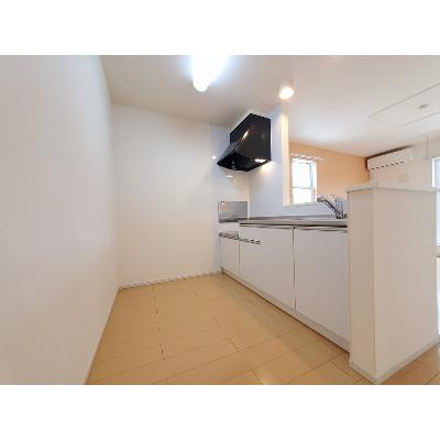 キャッスルライフⅢ 205【管理NO：1-019092201-02050】 ★家具家電は申し込み後に搬入します★の物件写真3