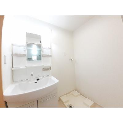 メビウス 204【管理NO：1-019014601-02040】 ★家具家電は申し込み後に搬入します★の物件写真6