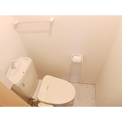 シーズンⅣ 104【管理NO：1-018199402-01040】 ★家具家電は申し込み後に搬入します★の物件写真5