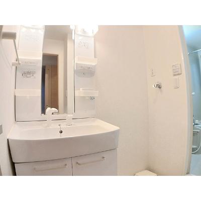 シーズンⅣ 104【管理NO：1-018199402-01040】 ★家具家電は申し込み後に搬入します★の物件写真6