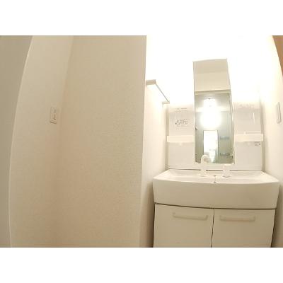 イリーデ　Ⅱ 101【管理NO：1-017818602-01010】 ★家具家電は申し込み後に搬入します★の物件写真6