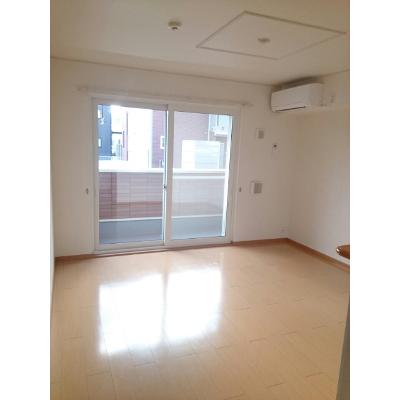 エアリー・ハウスⅠ 103【管理NO：1-014667801-01030】 ★家具家電は申し込み後に搬入しますの物件写真2