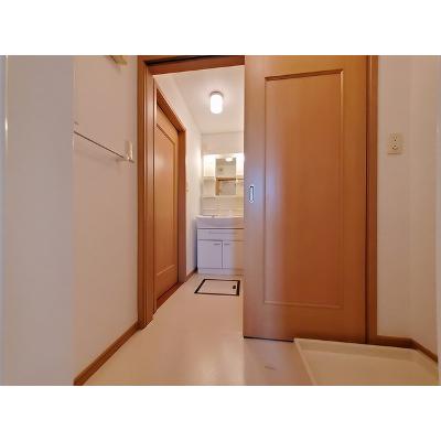 グランツ・モーデⅡ 203【管理NO：1-014077402-02030】 ★家具家電は申し込み後に搬入します★の物件写真6