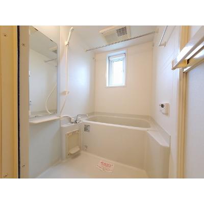 グランツ・モーデⅠ 102【管理NO：1-014077401-01020】 ★家具家電は申し込み後に搬入します★の物件写真4