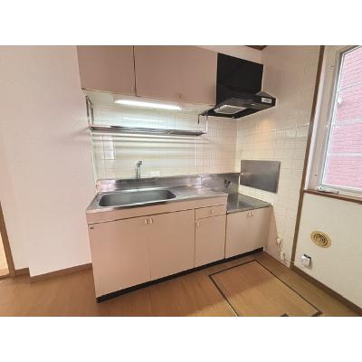 ＫＭヴィレッジⅦ 102【管理NO：1-007459603-01020】 ★家具家電は申し込み後に搬入します★の物件写真3