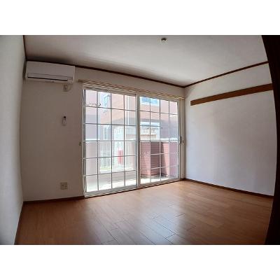 ＫＭヴィレッジⅤ 101【管理NO：1-007459601-01010】 ★家具家電は申し込み後に搬入します★の物件写真2