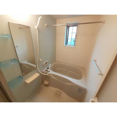 フローラルハイツⅢ 103【管理NO：1-014887401-01030】 ★家具家電は申し込み後に搬入しますの物件写真4
