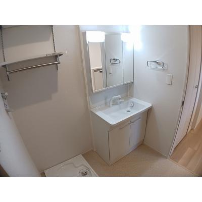 コンフォール　いずみ 201【管理NO：1-027843901-02010】 ★家具家電は申し込み後に搬入しますの物件写真6