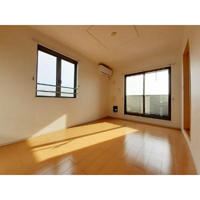 グッドラック・しのぎ 301【管理NO：1-017665701-03010】 ★家具家電は申し込み後に搬入しますの物件写真2