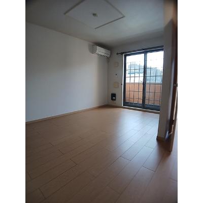 オレンジソーワ 102【管理NO：1-015485301-01020】 ★家具家電は申し込み後に搬入します★の物件写真2
