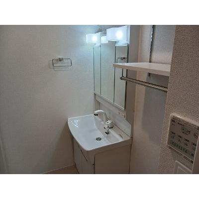 apartment 茨城県笠間市平町１６４７番地１３ 

↓地図はこちらから
