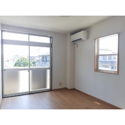 アクティブＹ 204【管理NO：1-004208001-02040】 ★家具家電は申し込み後に搬入します★ ★2026年09月中旬入居可能★の物件写真2