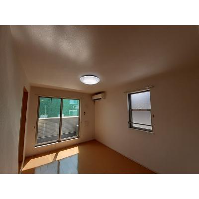 フレシール 205【管理NO：1-018385301-02050】 ★家具家電は申し込み後に搬入します 2026年07月下旬入居可能の物件写真2