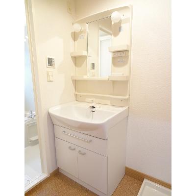 apartment 茨城県笠間市鯉淵６５３０－１３ 

↓地図はこちらから