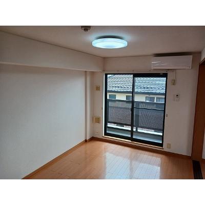 メゾン見川 304【管理NO：1-014208401-03040】 ★家具家電は申し込み後に搬入します★の物件写真2