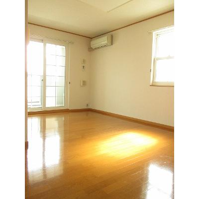 ＳＩ・２３０１（Ｃ棟） 101【管理NO：1-013121003-01010】 ★家具家電は申し込み後に搬入しますの物件写真2