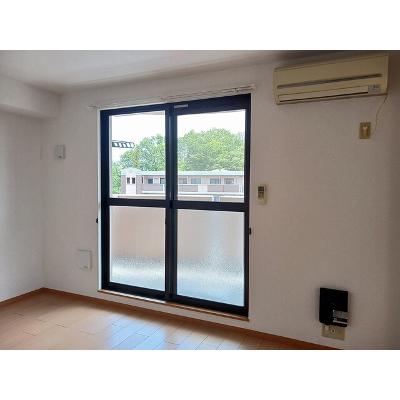 ジェルメ 305【管理NO：1-012423501-03050】 ★家具家電は申し込み後に搬入します★の物件写真2