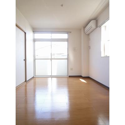 エステートハイツ 103【管理NO：1-007436801-01030】 ★家具家電は申し込み後に搬入します 2026年07月下旬入居可能の物件写真2