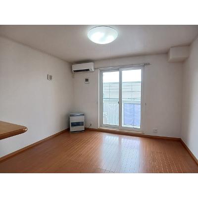 デフィⅡ 201【管理NO：1-014406202-02010】 ★家具家電は申し込み後に搬入します★の物件写真2
