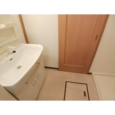 apartment 北海道滝川市中島町３丁目１８番１９号 

↓地図はこちらから
