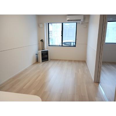 ホワイトオーシャン 101【管理NO：1-027634901-01010】 ★家具家電は申し込み後に搬入します★の物件写真2