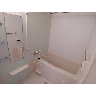 グランデセレノ 102【管理NO：1-019237501-01020】 ★家具家電は申し込み後に搬入します★の物件写真4