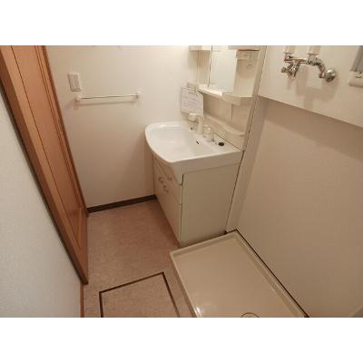 デフィⅠ 104【管理NO：1-014406201-01040】 ★家具家電は申し込み後に搬入します★の物件写真6