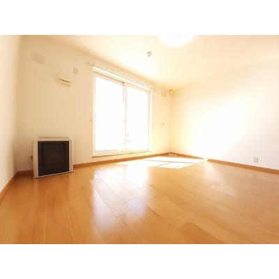 カーサイリーデ 203【管理NO：1-013081401-02030】 ★家具家電は申し込み後に搬入します★の物件写真2