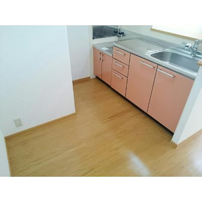 カーサイリーデ 201【管理NO：1-013081401-02010】 ★家具家電は申し込み後に搬入します★の物件写真3