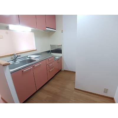 カーサイリーデ 104【管理NO：1-013081401-01040】 ★家具家電は申し込み後に搬入します★の物件写真3