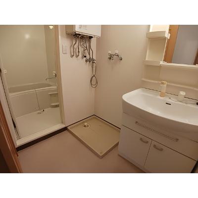 apartment 北海道滝川市東町４丁目１１２番地７ 

↓地図はこちらから