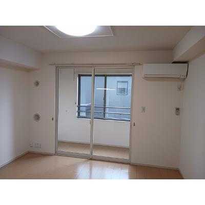 サニーサウス 202【管理NO：1-019700001-02020】 ★家具家電は申し込み後に搬入します 2026年07月下旬入居可能の物件写真2