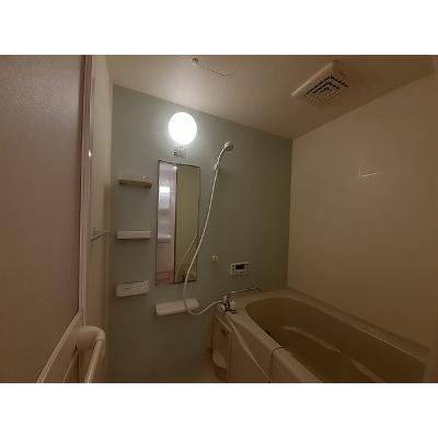 リベラメンテ 201【管理NO：1-018570401-02010】 ★家具家電は申し込み後に搬入しますの物件写真4