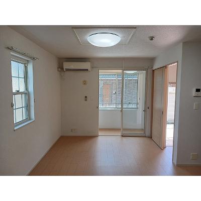 ジュネス　アイ 105【管理NO：1-018503301-01050】 ★家具家電は申し込み後に搬入しますの物件写真2