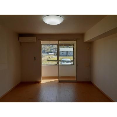ヒルズ　キザキ　Ｄ 101【管理NO：1-016887902-01010】 ★家具家電は申し込み後に搬入しますの物件写真2